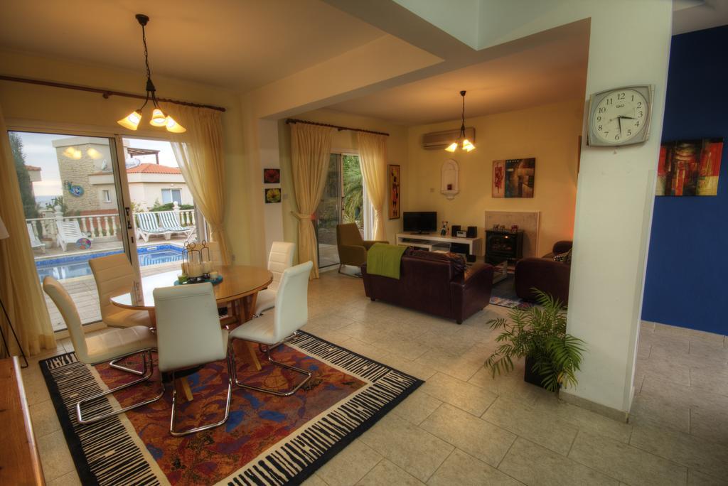 Villa Athina Paphos Szoba fotó