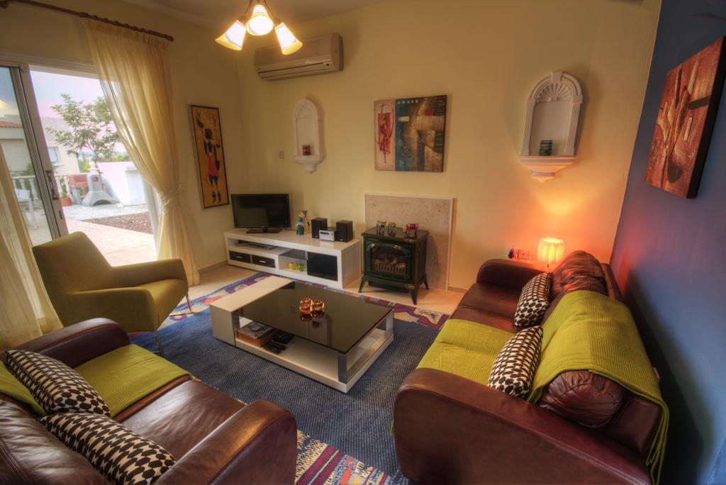 Villa Athina Paphos Szoba fotó